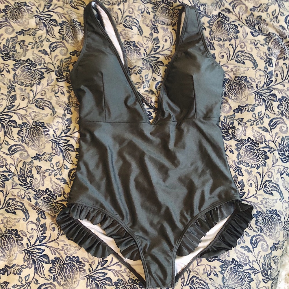Brand New CupShe One Piece Bathing Suit